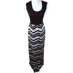 MA CHERIE MATERNITY BLACK & WHITE DRESS SZ.M EUC